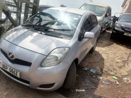 Toyota Vitz 2010 - Image 2