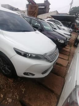 Toyota Harrier 2016 - Image 2