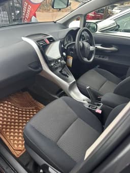 Toyota Auris 2011 - Image 3