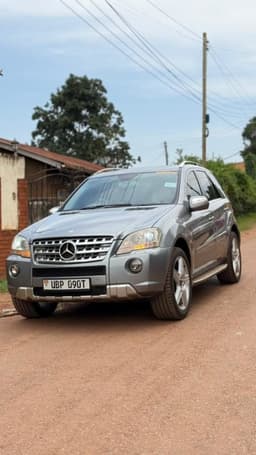 Mercedes-Benz ML 2010 - Image 1