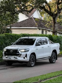 Toyota Hilux 2018 - Image 1